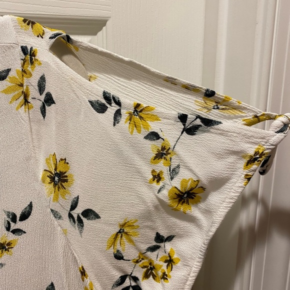 Torrid Blouse - Picture 4 of 6